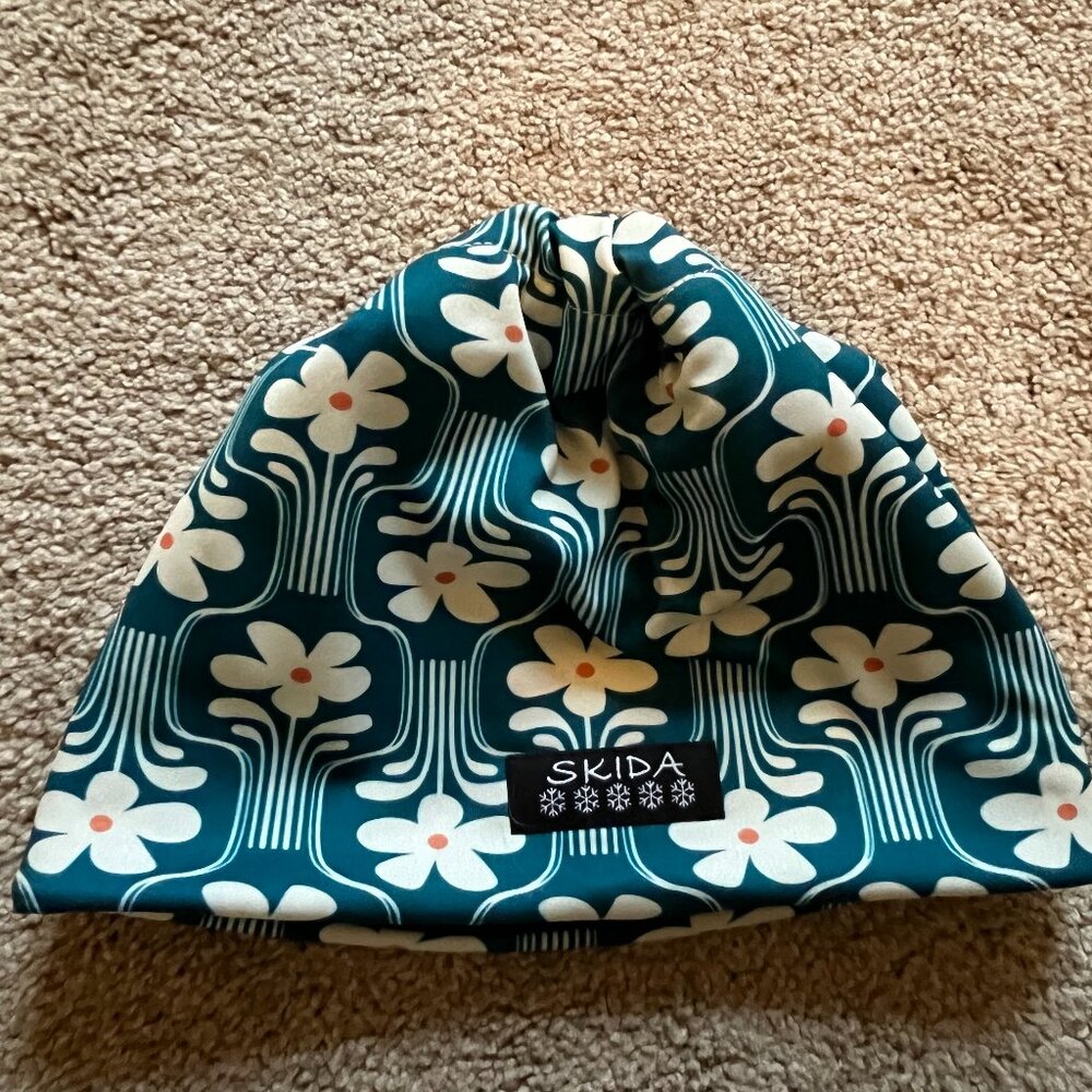 Skida floral fleece hat